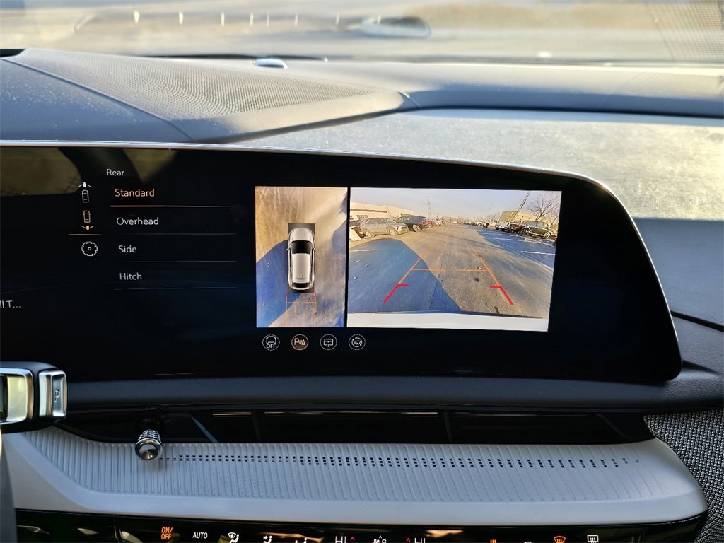 Used 2025 Cadillac Optiq Sport 2 w/ LPO, Floor Liner Package image 20