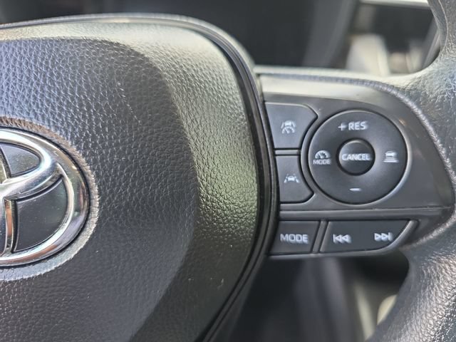 Used 2026 Toyota Corolla LE FWD image 19