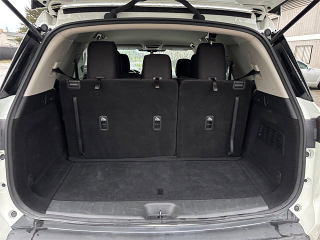 Used 2024 Nissan Pathfinder SV image 21