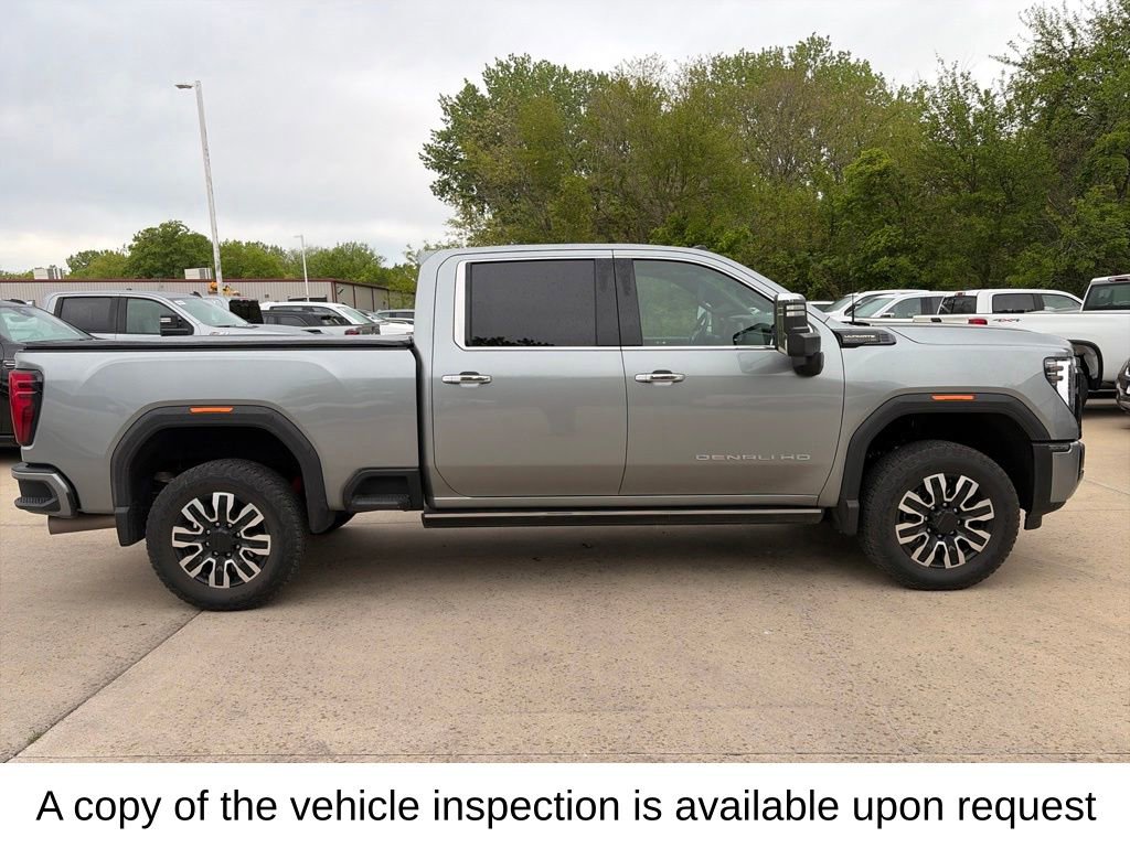 Certified 2024 GMC Sierra 2500 Denali Ultimate AWD/4WD image 7