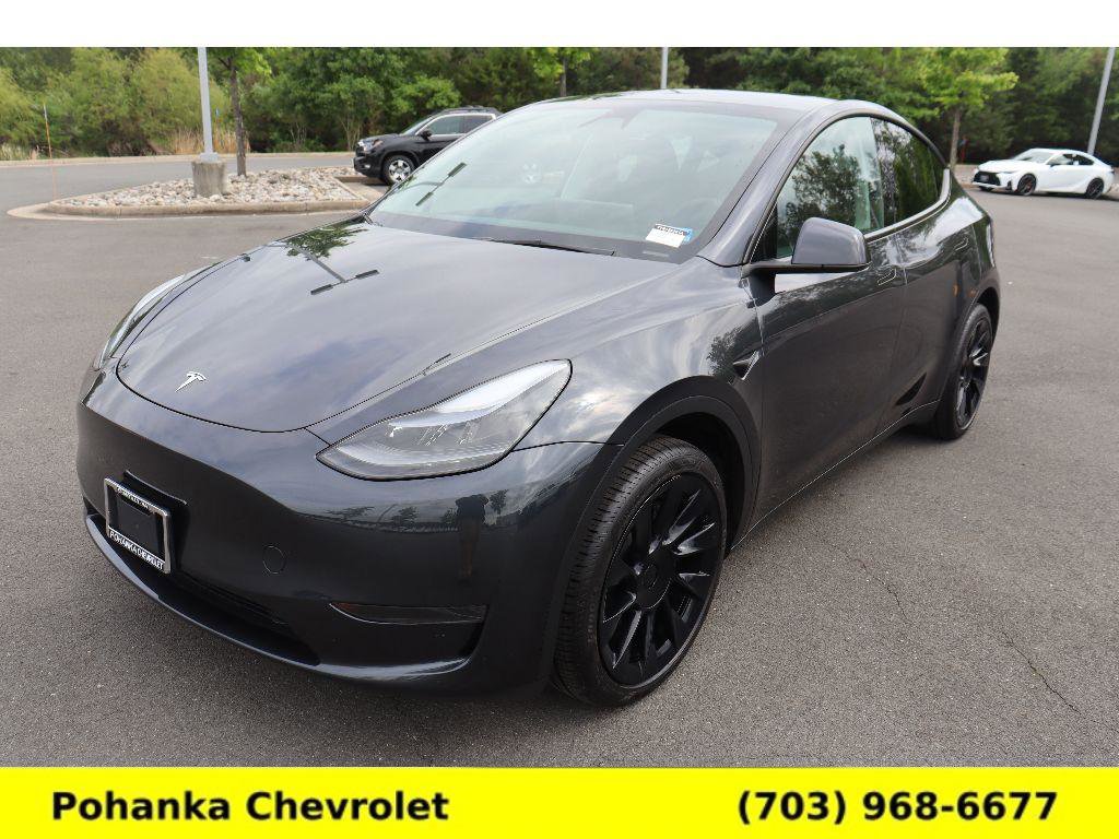 Used 2024 Tesla Model Y Long Range RWD image 3