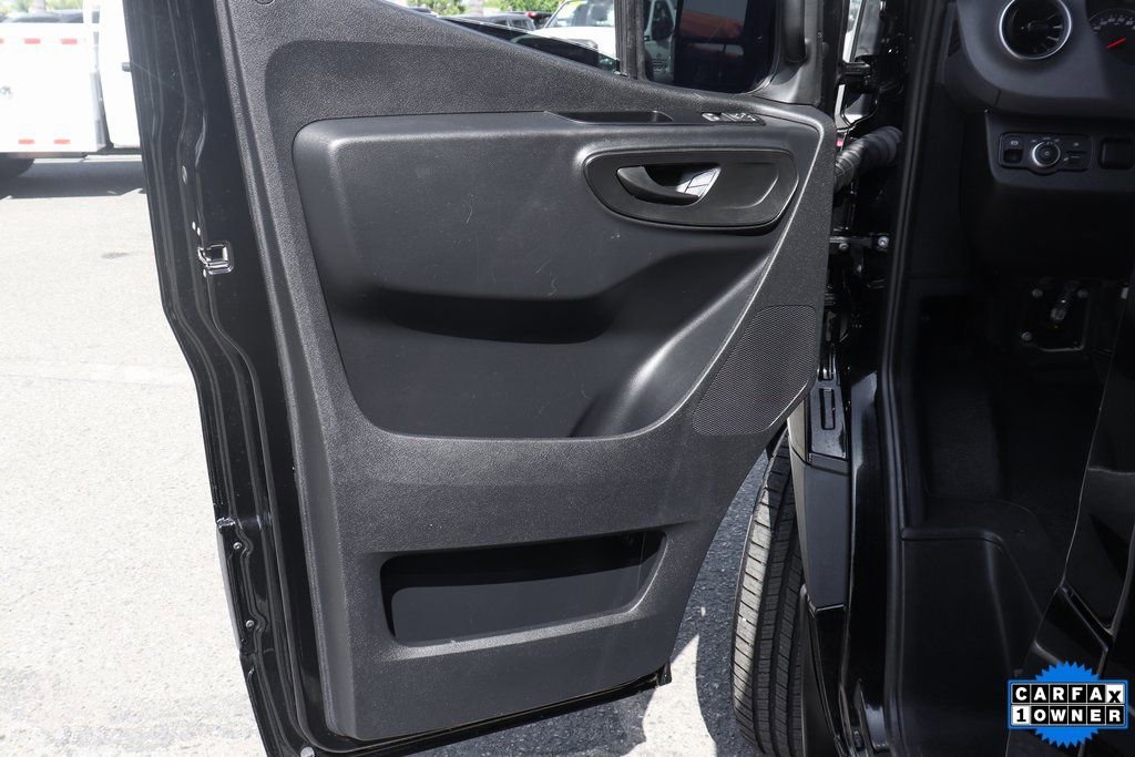 Used 2023 Mercedes-Benz Sprinter 2500 image 14