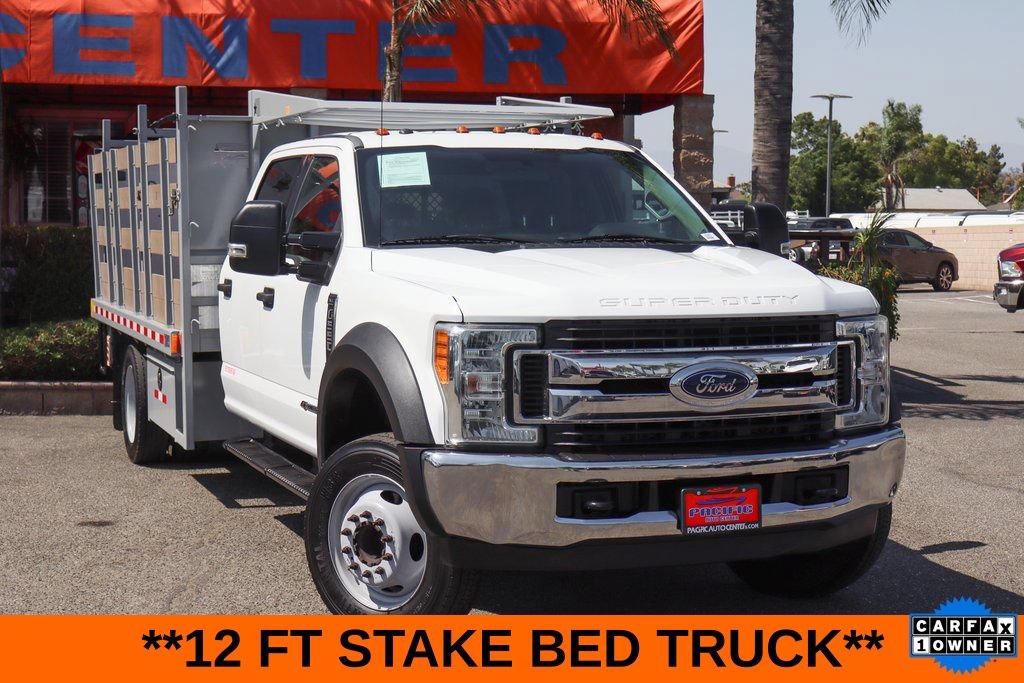 Used 2017 Ford F550 2WD Crew Cab Super Duty image 2
