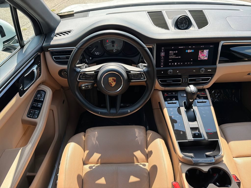 Used 2022 Porsche Macan S AWD/4WD image 23