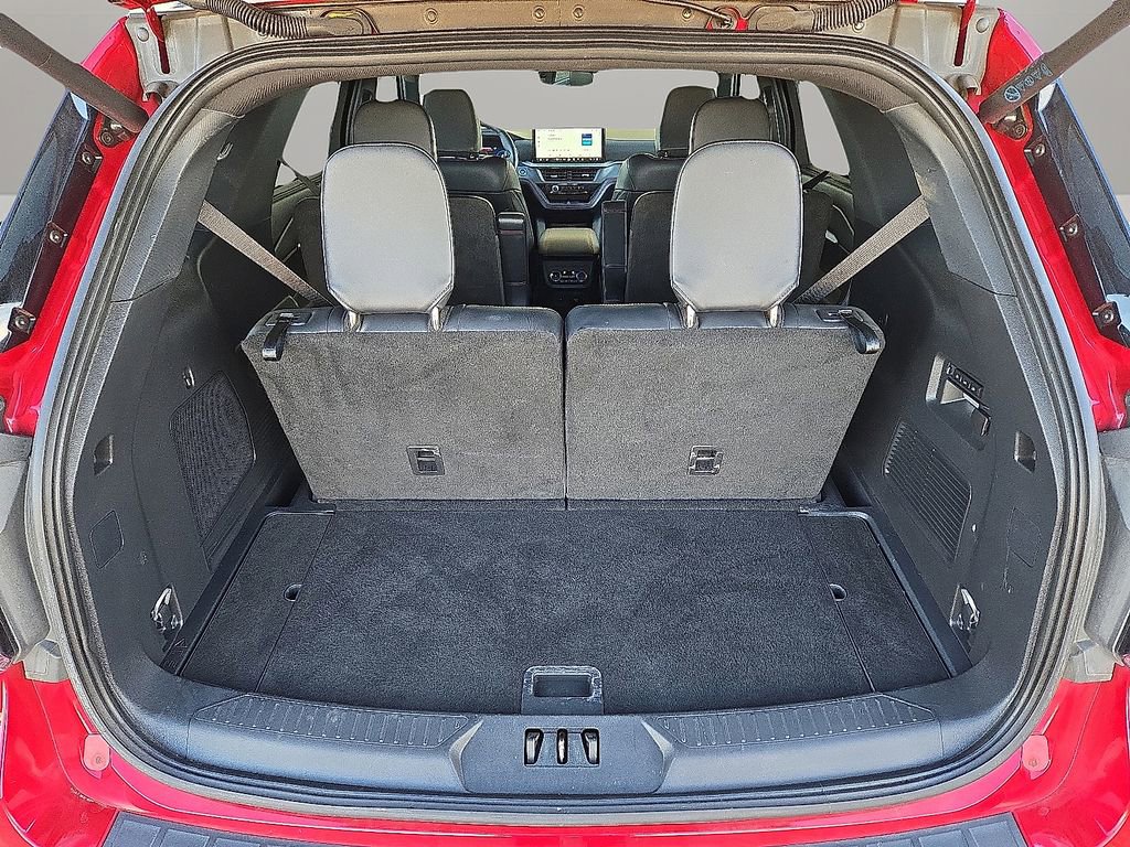 Used 2025 Ford Explorer ST image 14