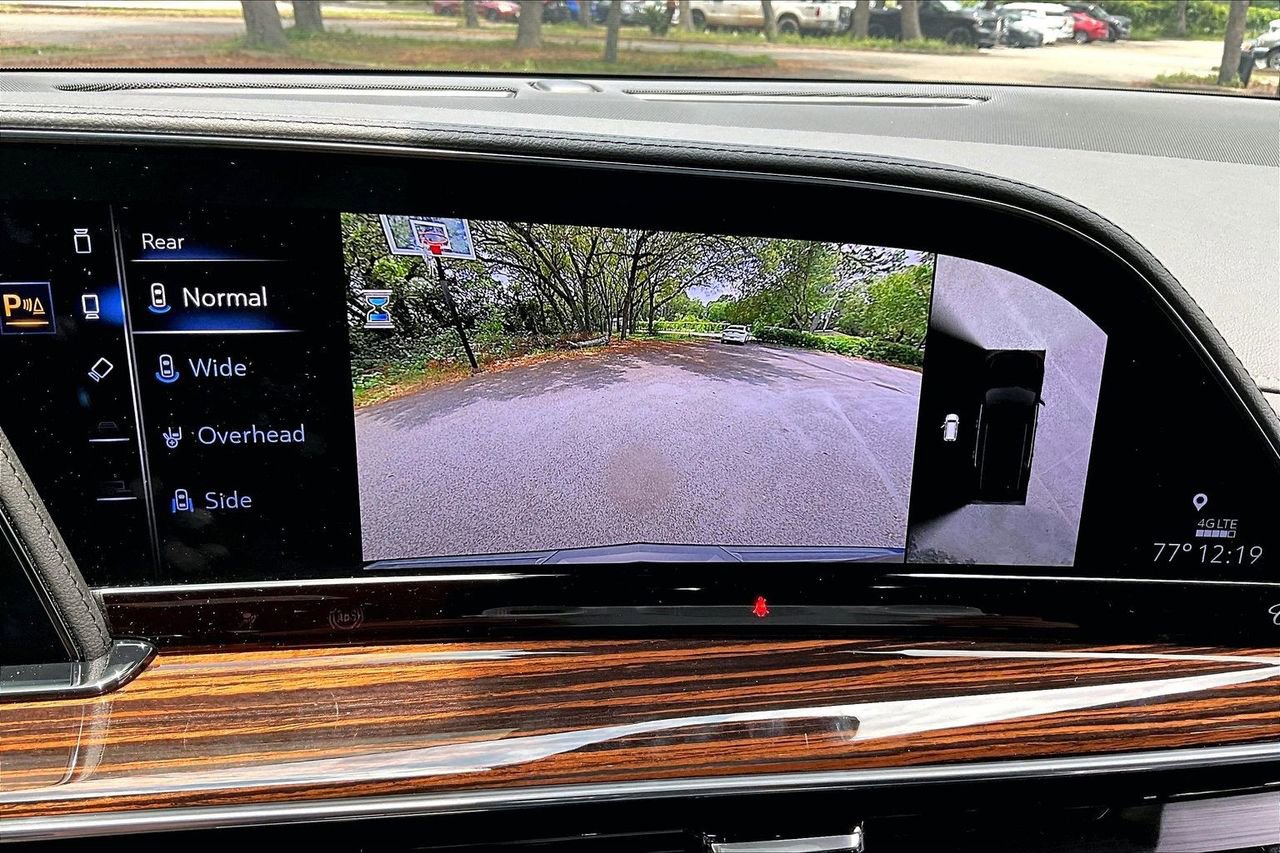 Used 2023 Cadillac Escalade Premium Luxury w/ LPO, Floor Liner Package AWD/4WD image 13
