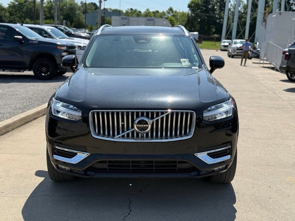 Used 2024 Volvo XC90 B6 Plus AWD/4WD image 3