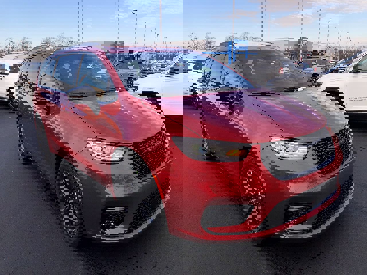 New 2026 Chrysler Pacifica Select w/ S Appearance Package image 15