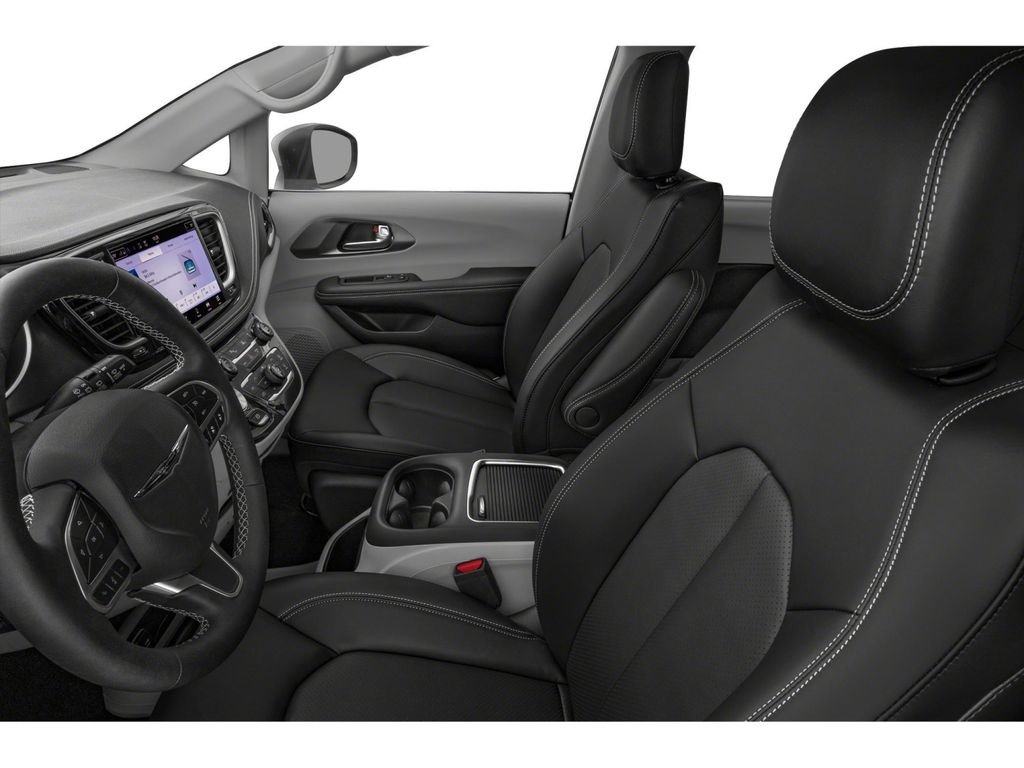 Used 2024 Chrysler Pacifica Touring-L FWD image 6