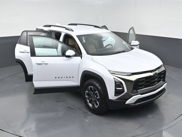 Used 2026 Chevrolet Equinox ACTIV w/ Convenience Package III FWD image 51