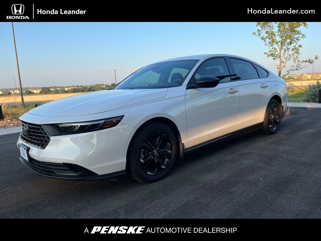 Certified 2025 Honda Accord SE image 1
