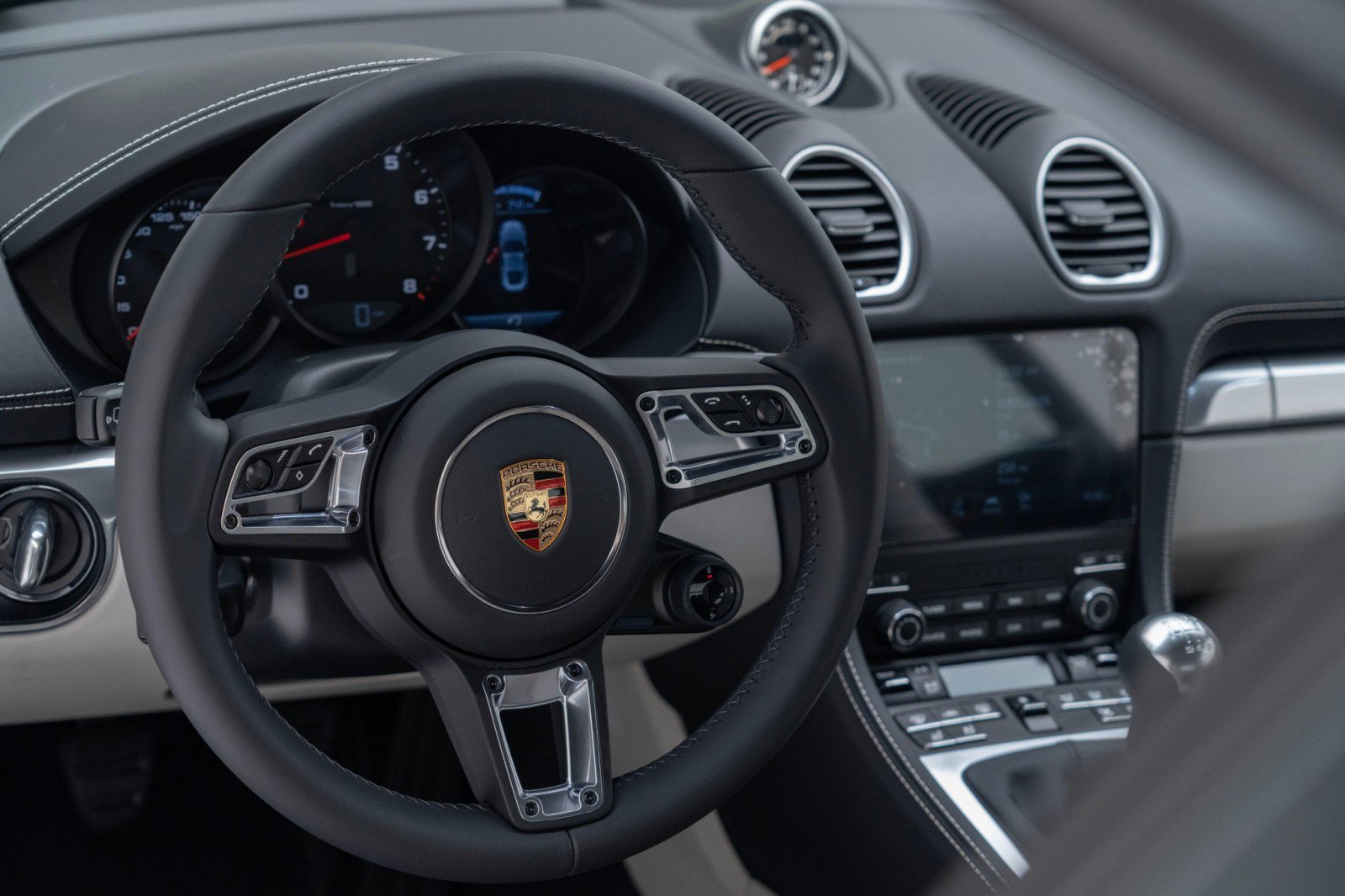 New 2025 Porsche 718 Cayman image 21