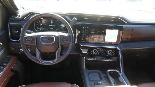 Used 2025 GMC Sierra 2500 Denali Ultimate AWD/4WD image 14