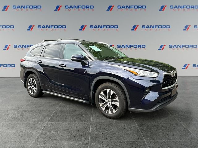Used 2020 Toyota Highlander XLE FWD image 7