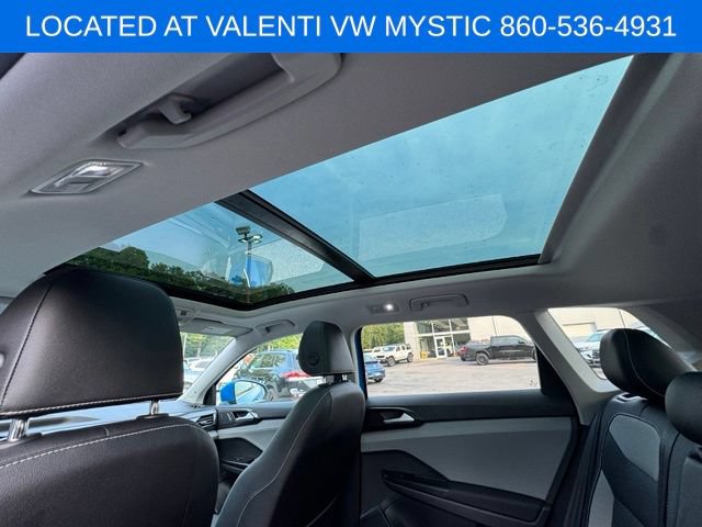Certified 2023 Volkswagen Taos SEL AWD/4WD image 12