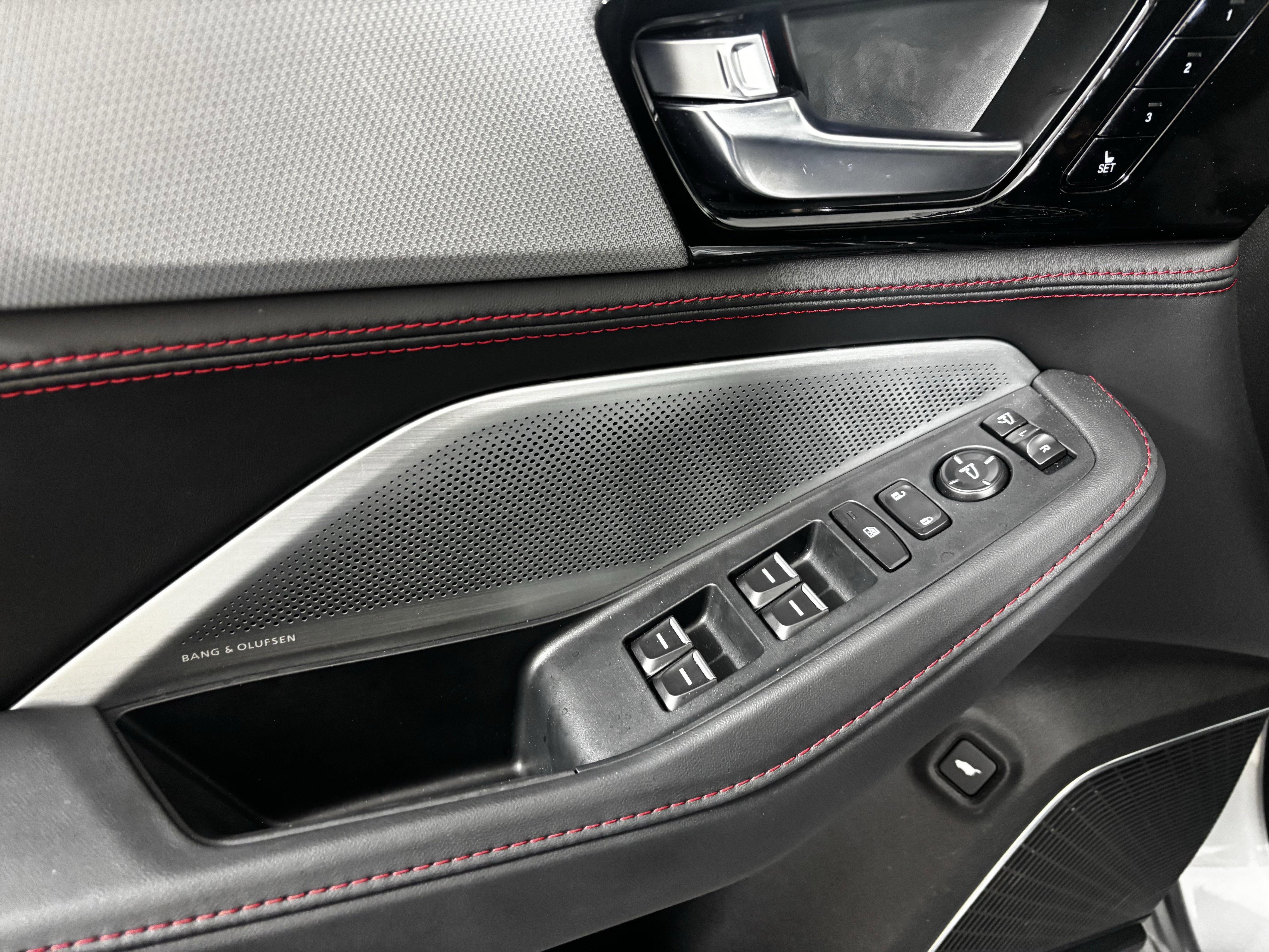 Certified 2025 Acura MDX A-Spec image 23