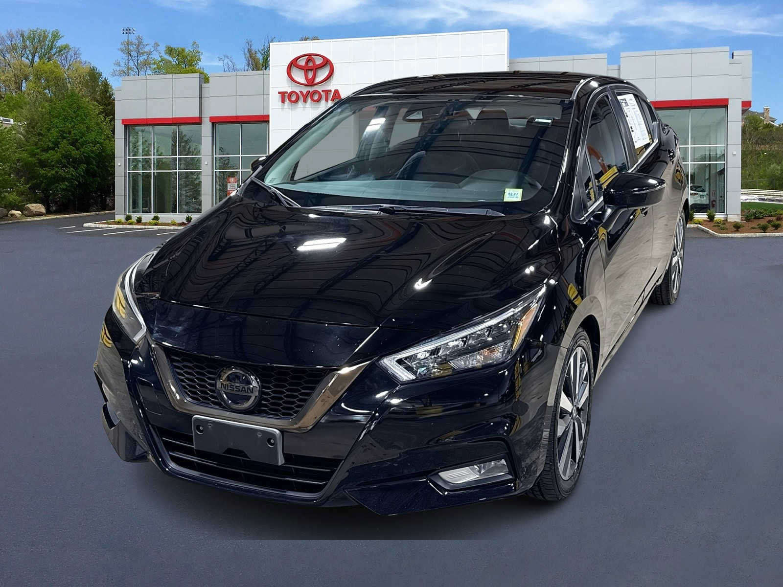 Used 2020 Nissan Versa SR