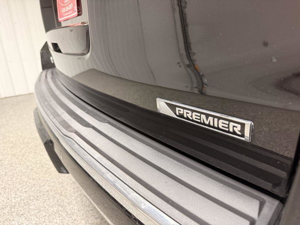 Used 2017 Chevrolet Suburban Premier image 7