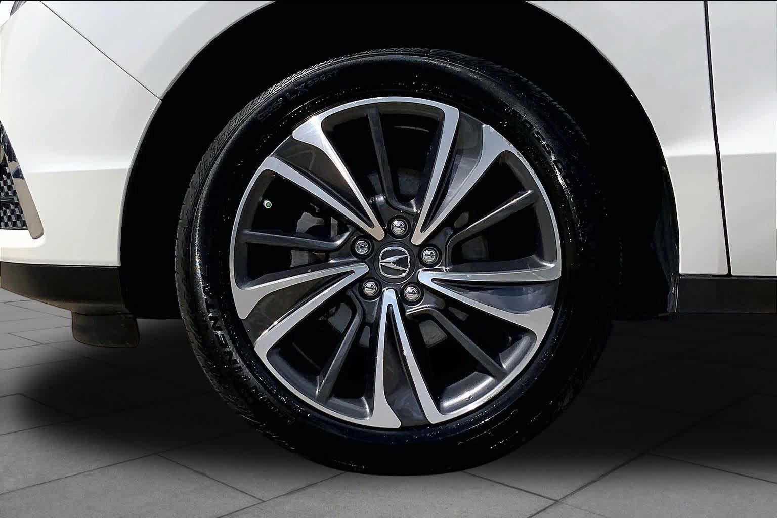 Used 2020 Acura MDX FWD w/ Technology Package image 11