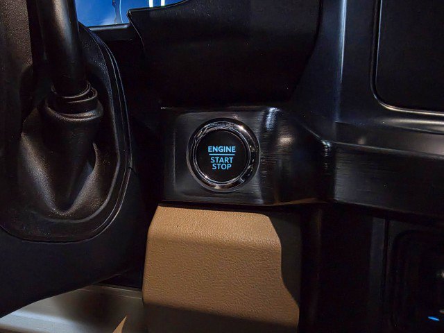 Used 2024 Ford F350 Lariat w/ Chrome Package image 25