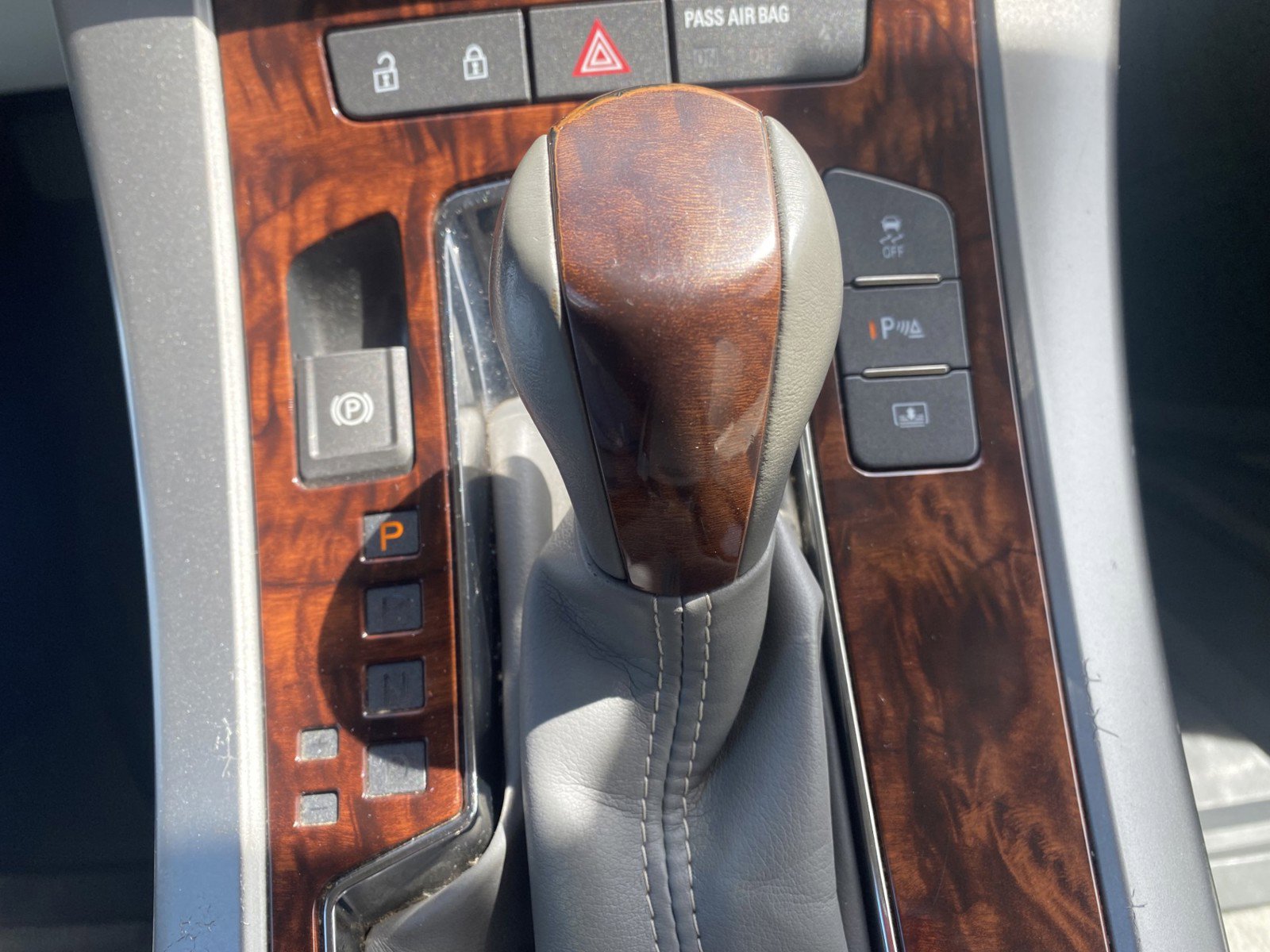 Used 2012 Buick LaCrosse Premium w/ Driver Confidence Package image 19