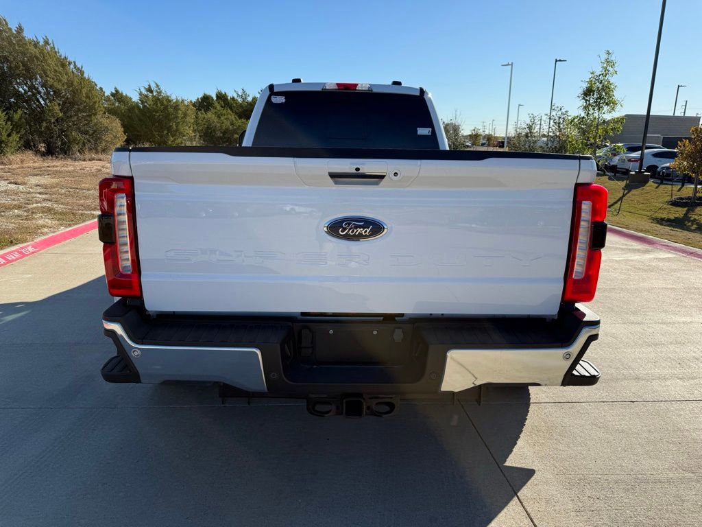 Used 2023 Ford F350 Lariat w/ Chrome Package image 5