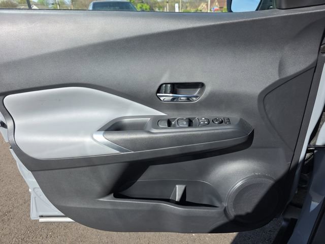 Used 2024 Nissan Kicks SR w/ SR Premium Package image 18