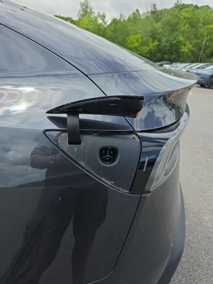 Used 2026 Tesla Model Y AWD image 23