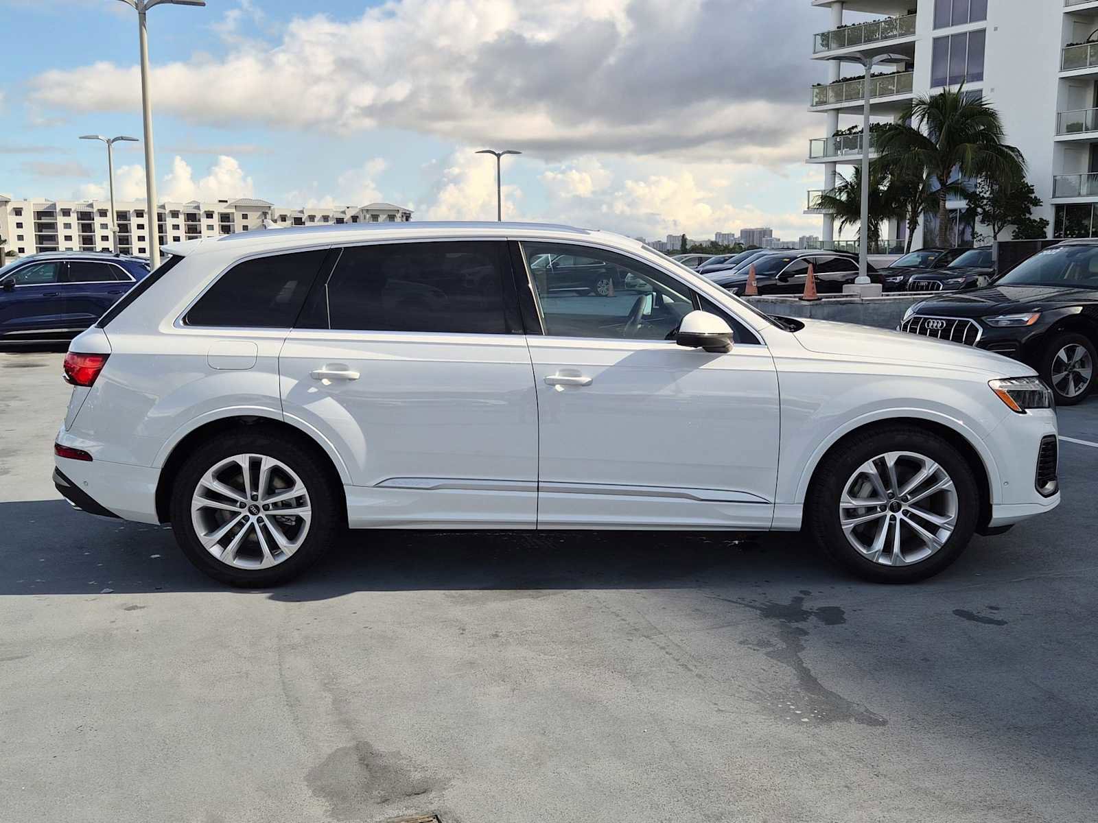 New 2026 Audi Q7 3.0T Premium Plus image 7