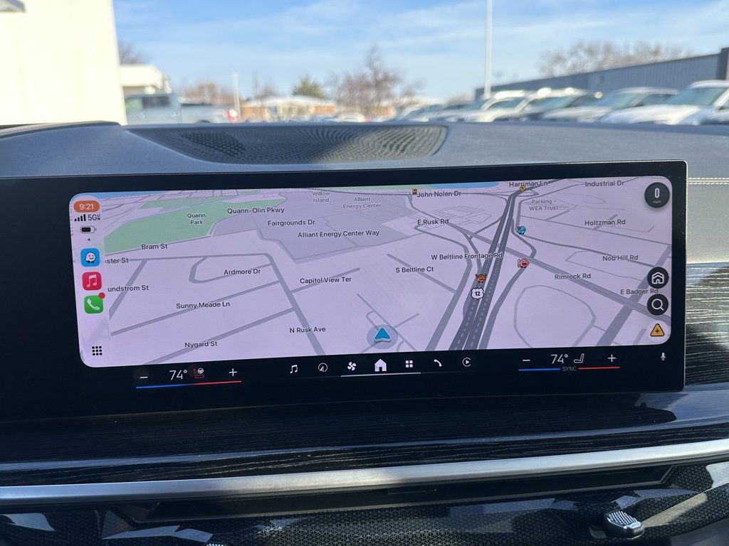 Used 2024 BMW X7 xDrive40i w/ Executive Package image 31