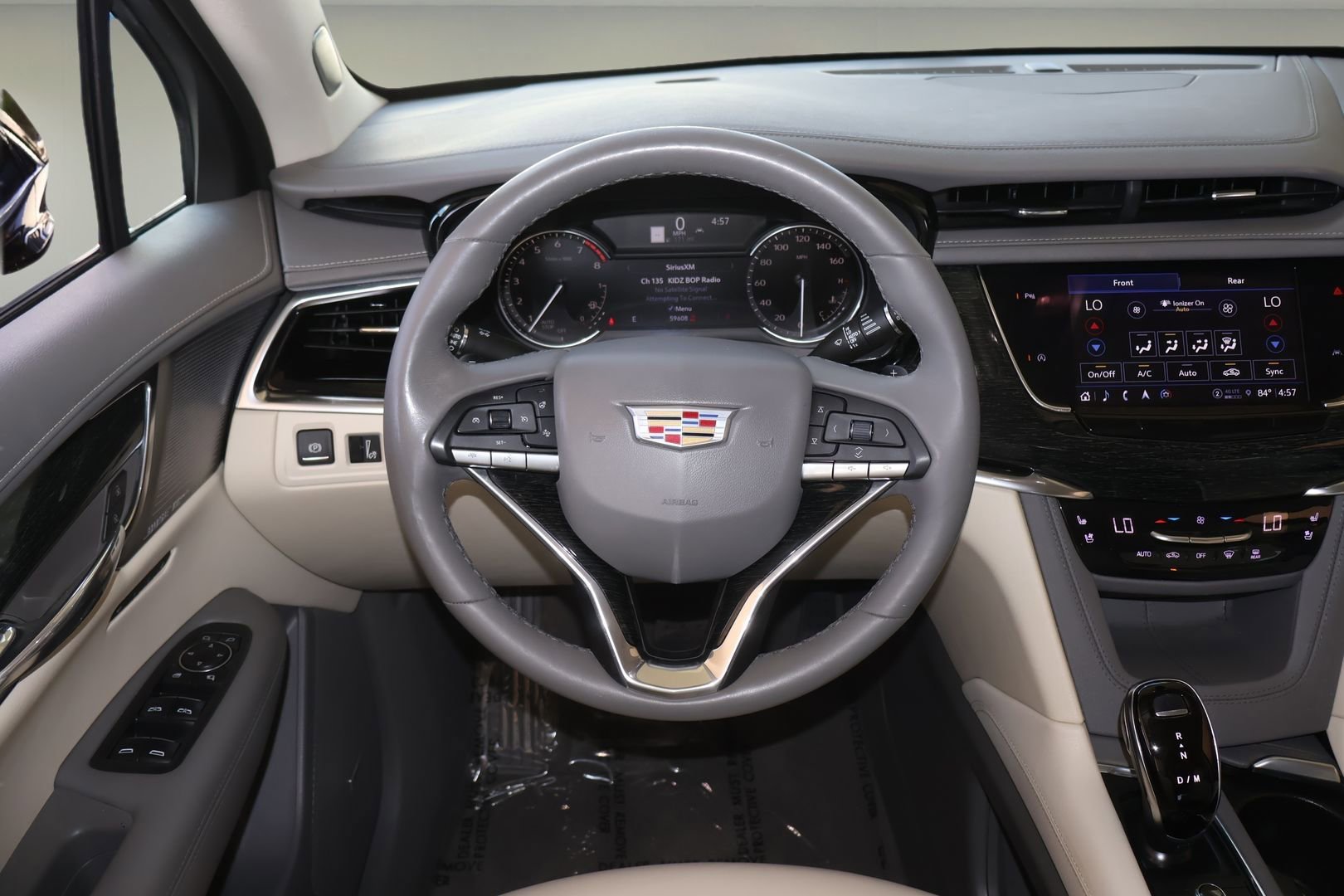 Used 2021 Cadillac XT6 Premium Luxury FWD image 18