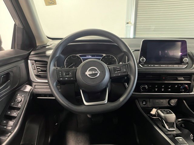 Used 2024 Nissan Rogue S AWD/4WD image 22