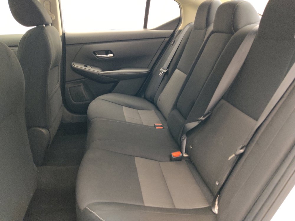 Used 2022 Nissan Sentra SV FWD image 18