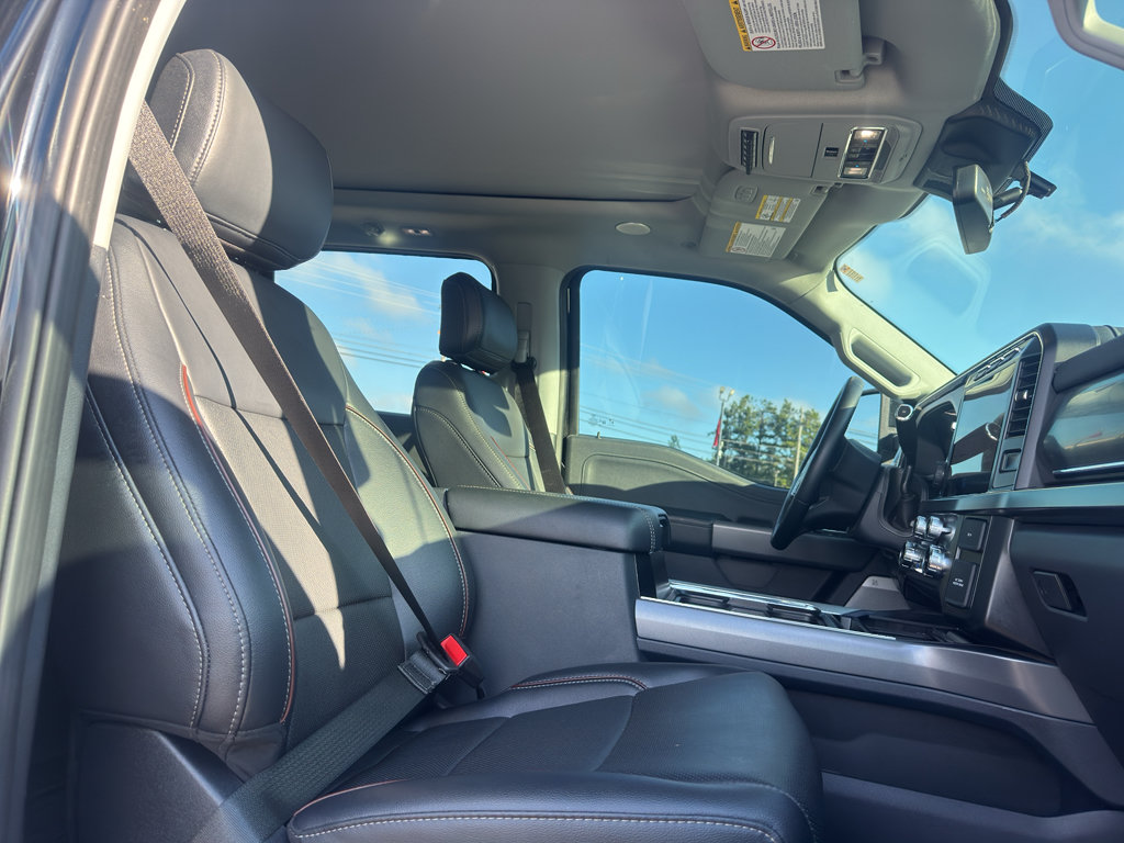 Used 2024 Ford F250 Lariat w/ Lariat Ultimate Package AWD/4WD image 17