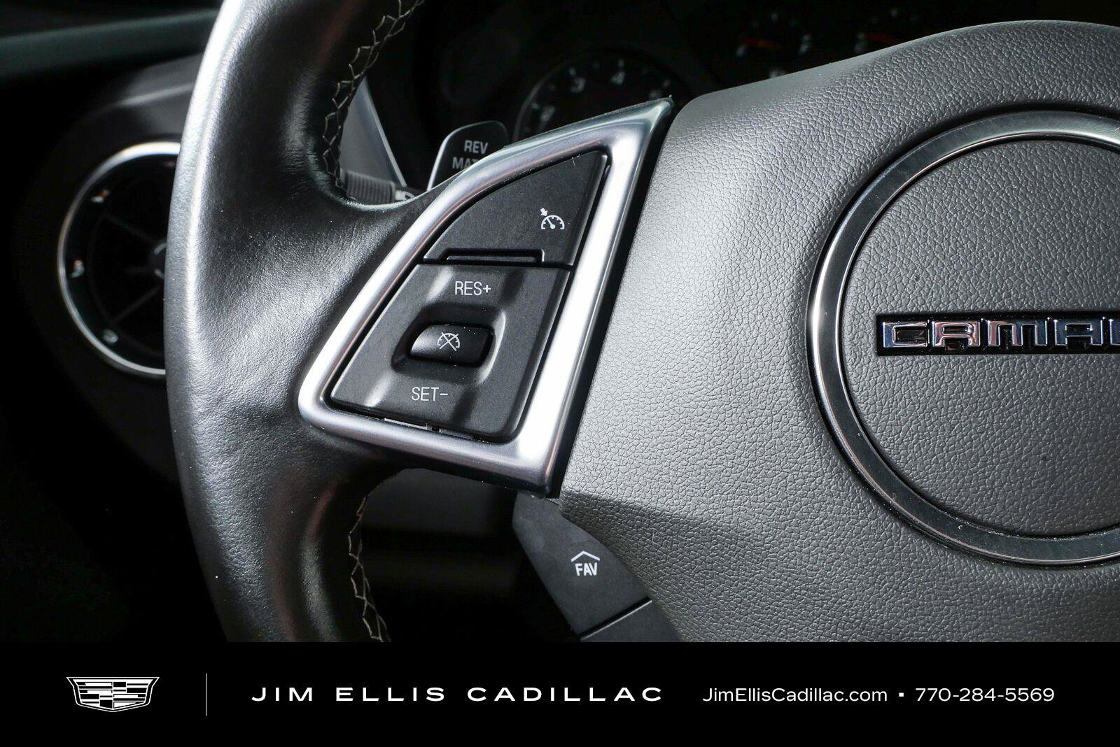 Used 2021 Chevrolet Camaro LT RWD image 10