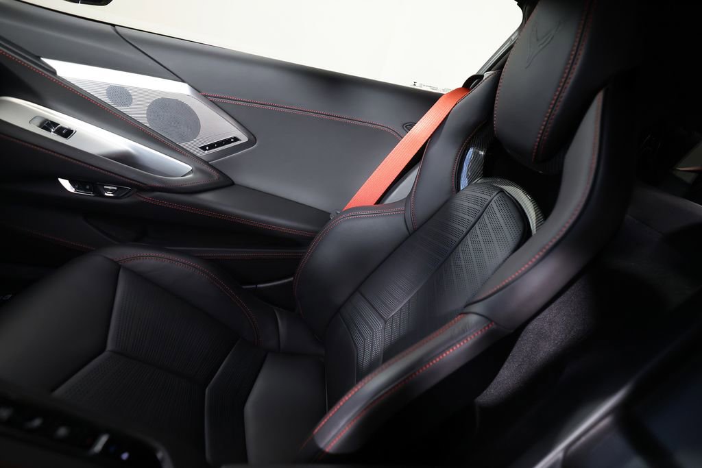 Used 2020 Chevrolet Corvette Stingray Premium Cpe w/ 3LT Preferred Equipment Group RWD image 31