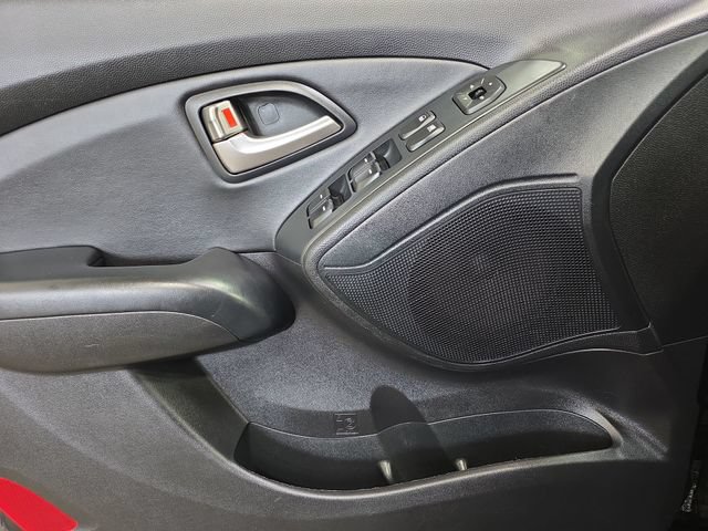 Used 2013 Hyundai Tucson Limited AWD/4WD image 13