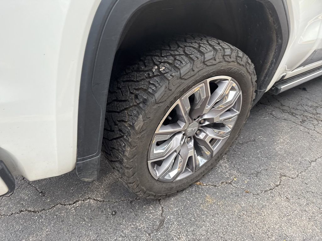 Used 2022 GMC Sierra 1500 Denali w/ Denali Reserve Package image 17