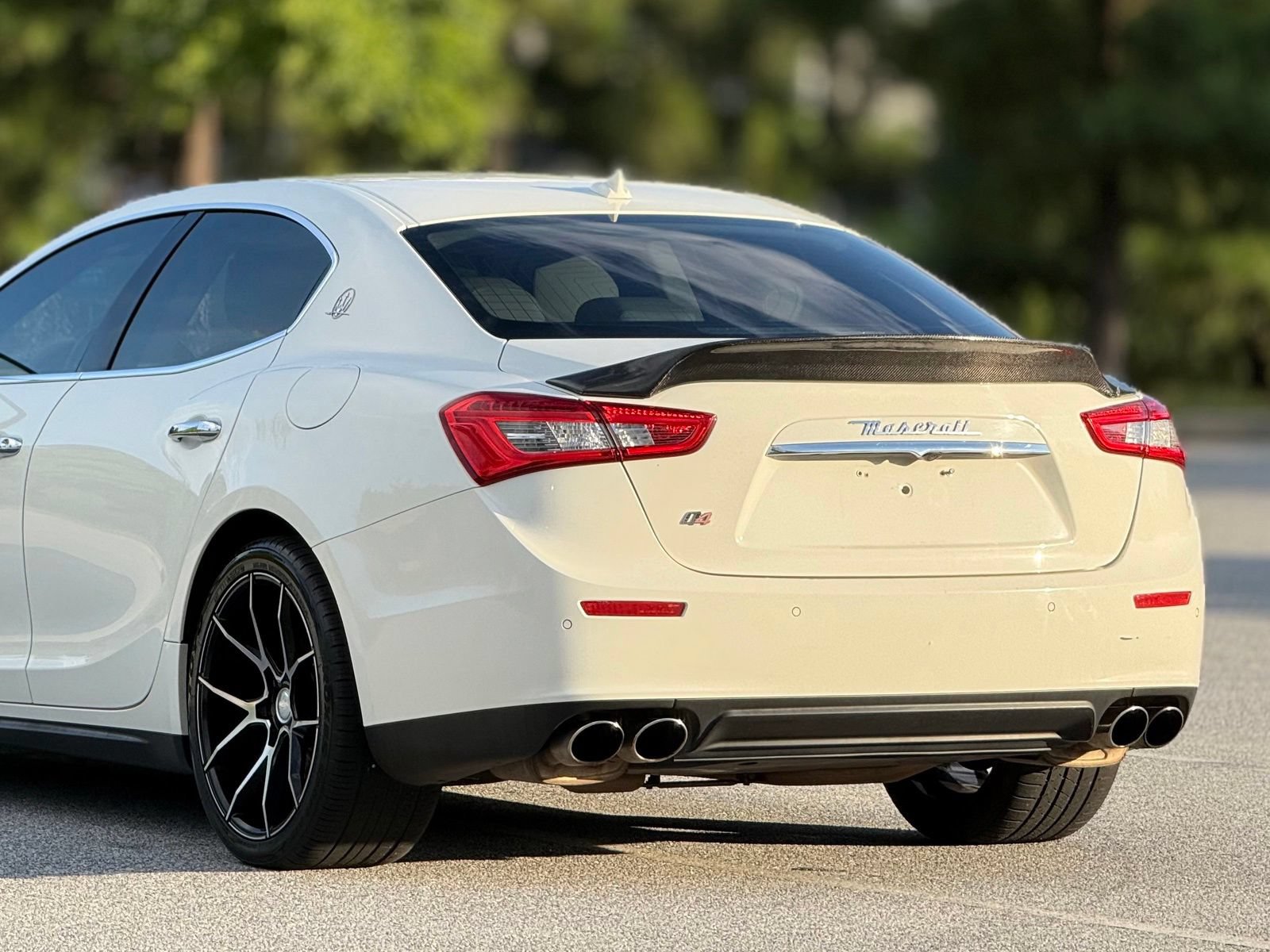 Used 2014 Maserati Ghibli S Q4 AWD/4WD image 48