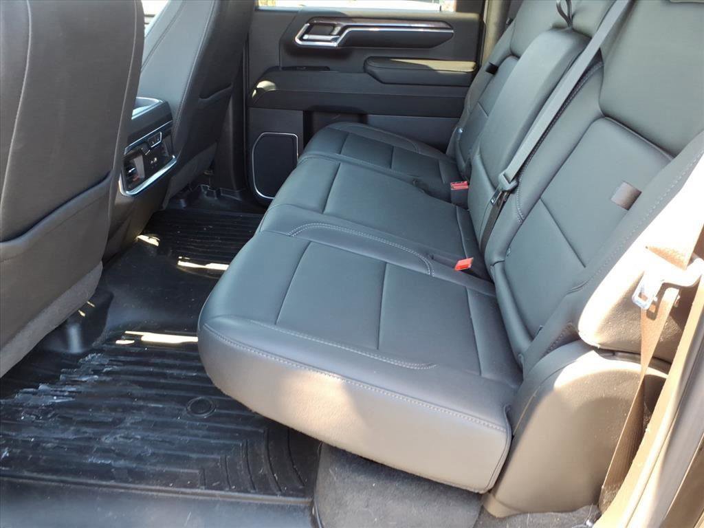 Used 2024 Chevrolet Silverado 2500 LTZ w/ LTZ Plus Package image 13