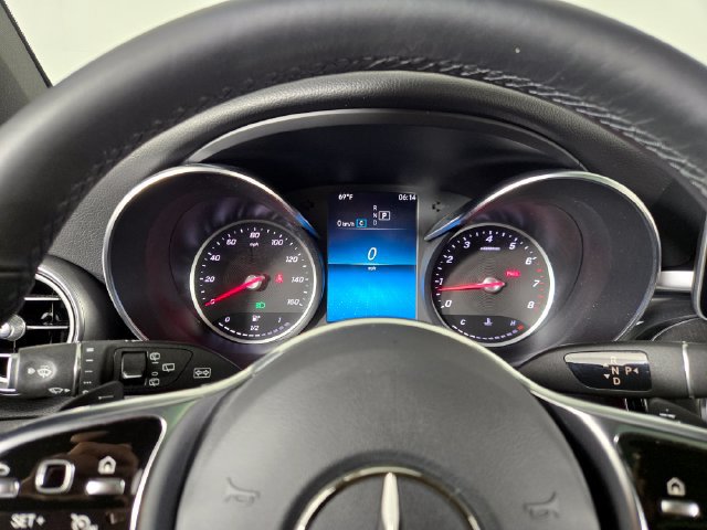 Used 2020 Mercedes-Benz GLC 300 4MATIC image 37