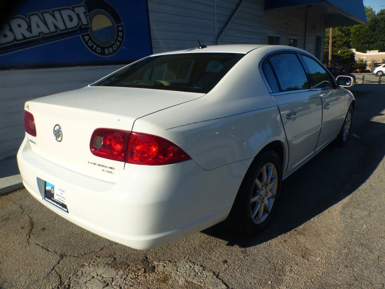 Used 2007 Buick Lucerne CXL FWD image 5