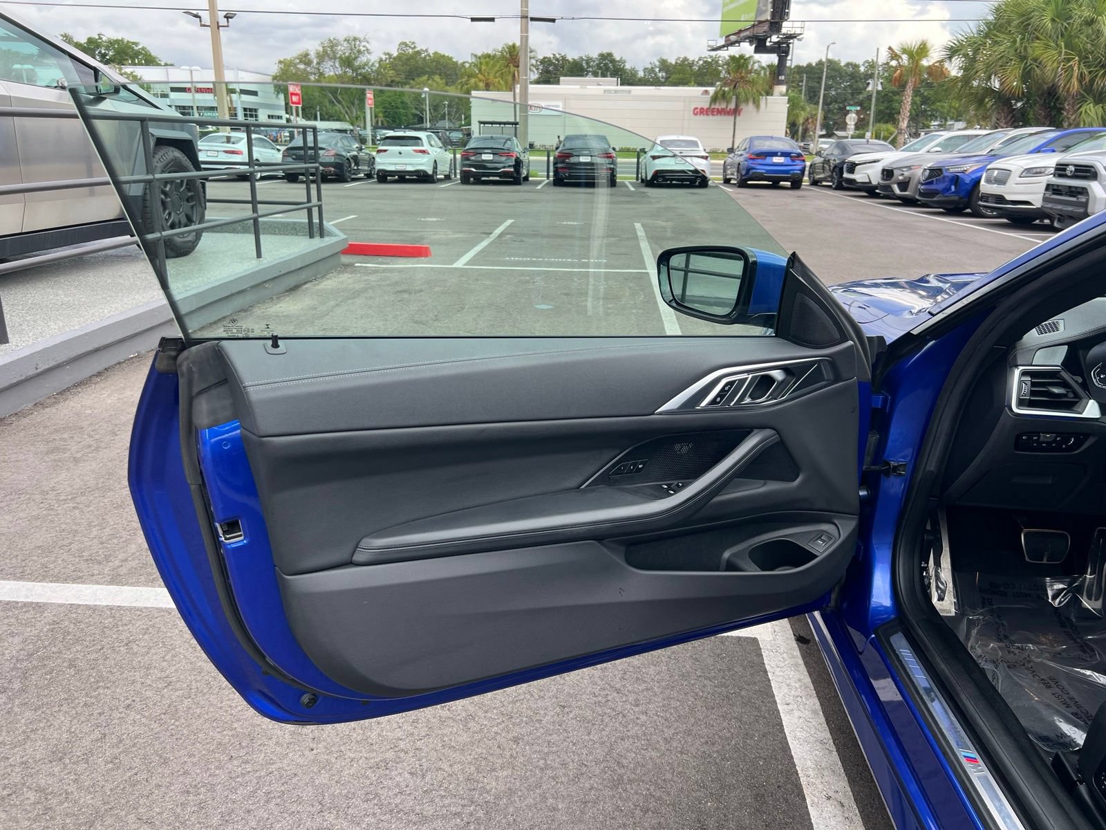 Used 2021 BMW 430i Coupe w/ M Sport Package RWD image 26