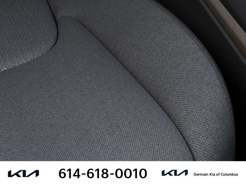 New 2027 Kia Carnival LX FWD image 27