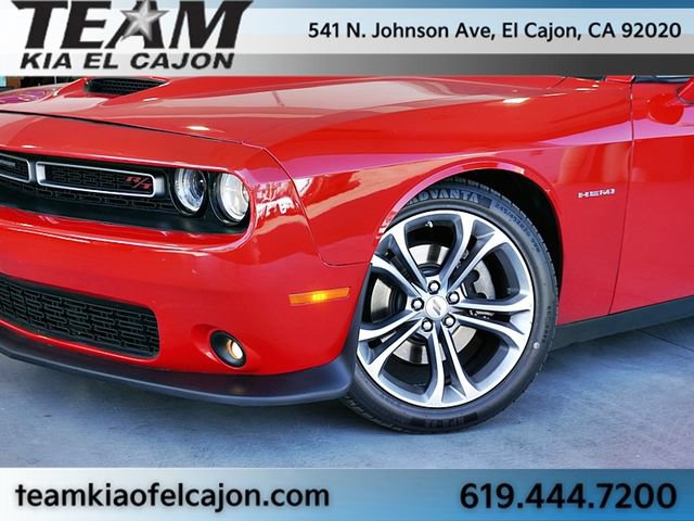 Used 2022 Dodge Challenger R/T RWD image 3