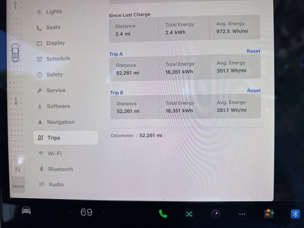 Used 2022 Tesla Model X Plaid image 13