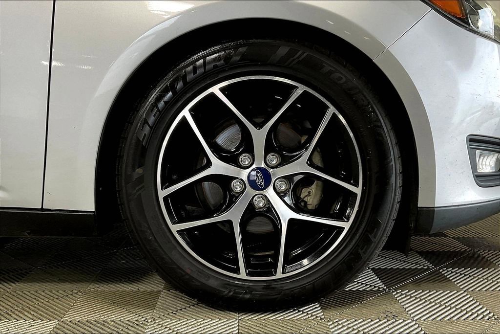 Used 2017 Ford Focus SEL image 8