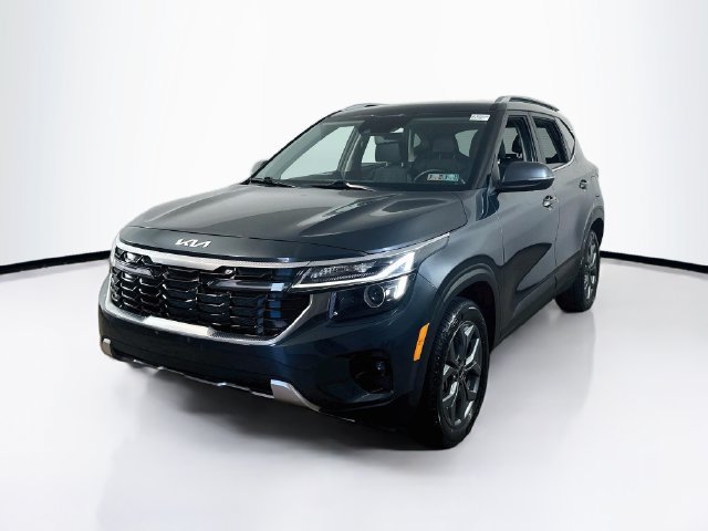 Used 2024 Kia Seltos S AWD/4WD image 3