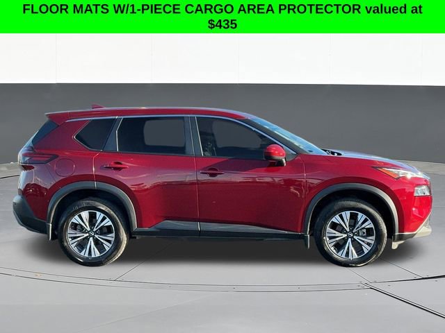 Used 2023 Nissan Rogue SV image 2