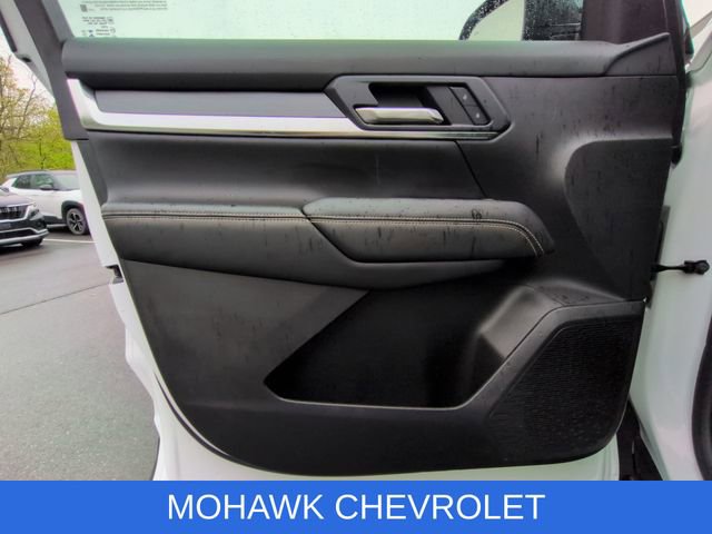 Certified 2025 GMC Terrain Elevation AWD/4WD image 23